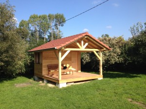 Face du petit chalet / Abri de jardin